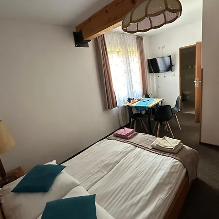 Nocleg ze śniadaniem Fala 3*