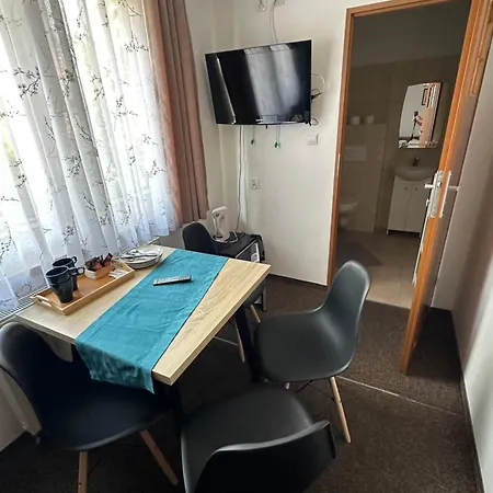 Bed and breakfast Pensjonat Fala *
